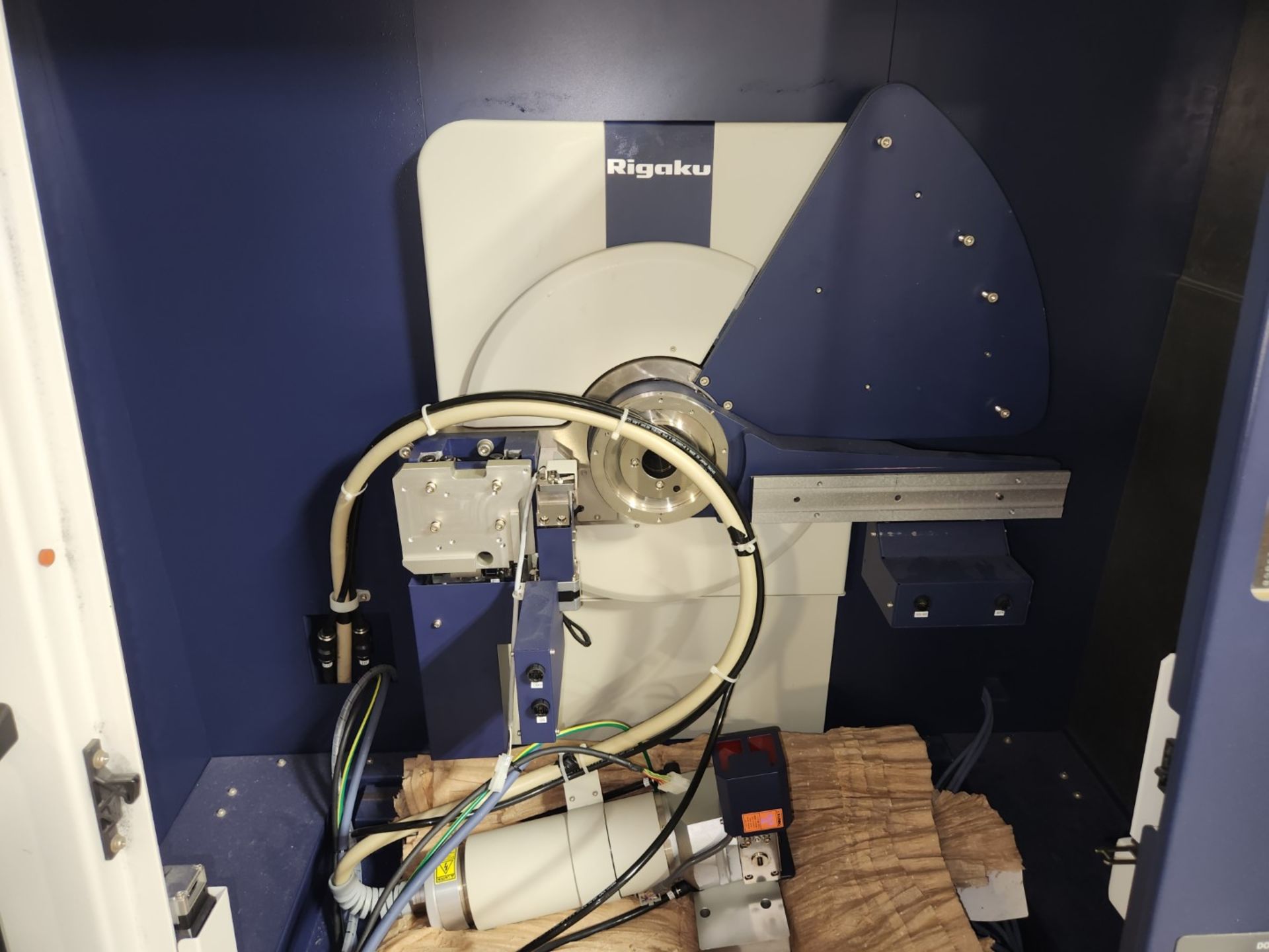 Rigaku Ultima IV X-Ray diffractometer, model PTC-30 kw, SCR programmable temperature controller, - Image 5 of 24