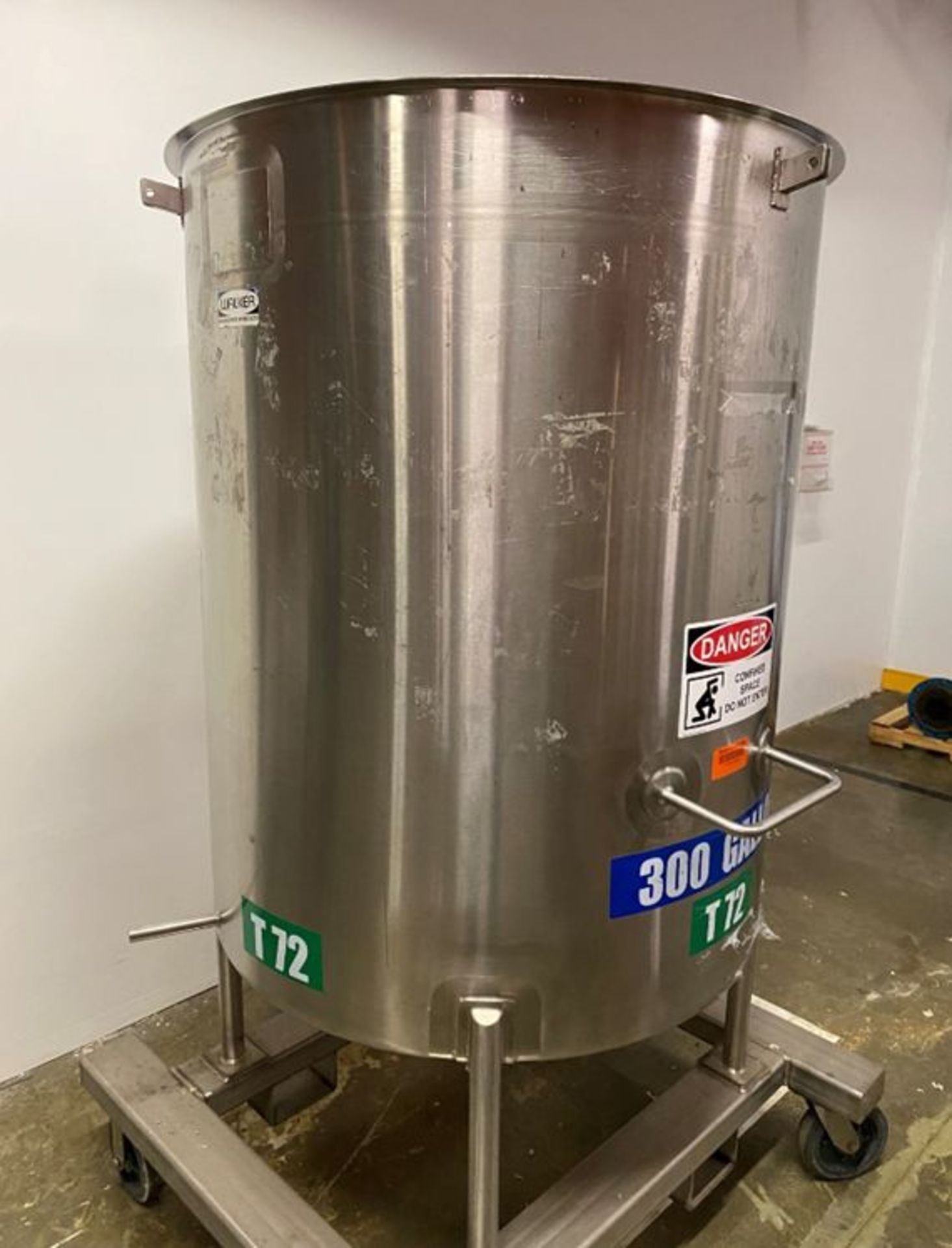 Walker 300 Gallon 316 Stainless Steel Mix Tank