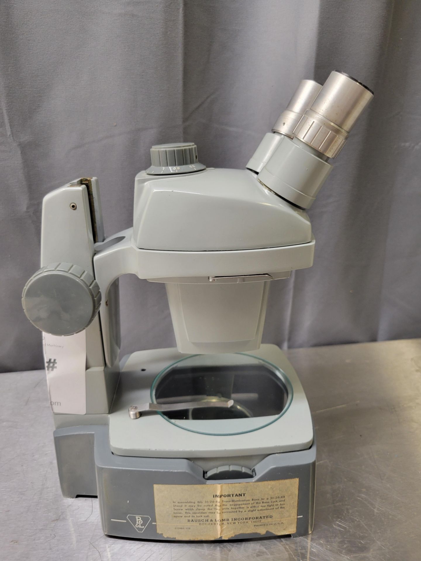 Bausch & Lomb 0.7X-3X Stereo Microscope With (2) Bauch & Lomb 10X W.F. Lens and Lower Stand with - Image 4 of 5