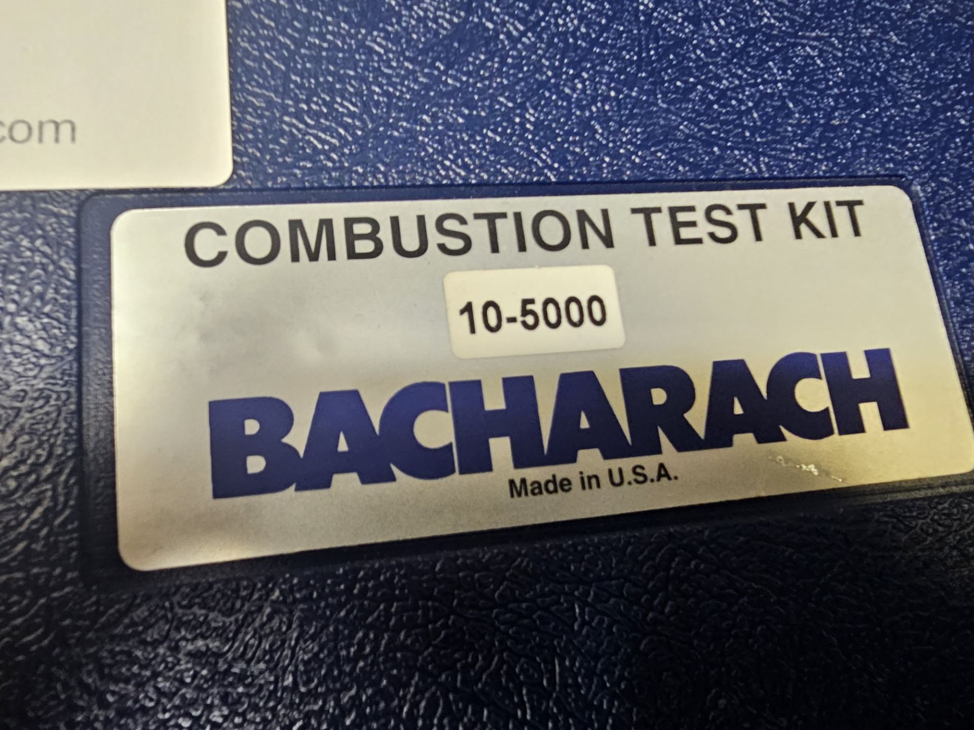 Bacharach Model 11-9026 Gas Analyzer Combustion Test Kit 10-5000 Bldg Loc: This Lot Ships From: - Image 4 of 5