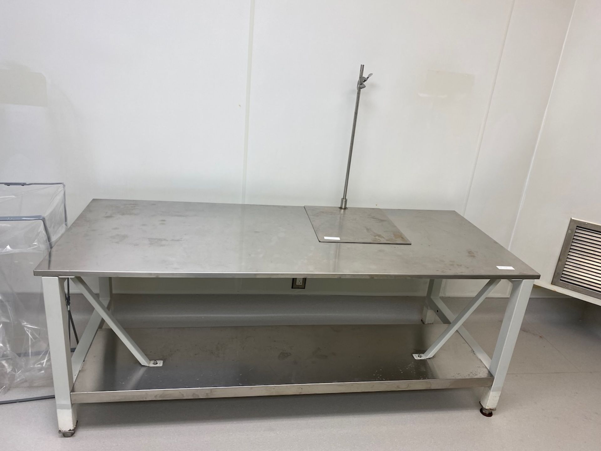 Lot of two stainless steel tables - Image 3 of 4