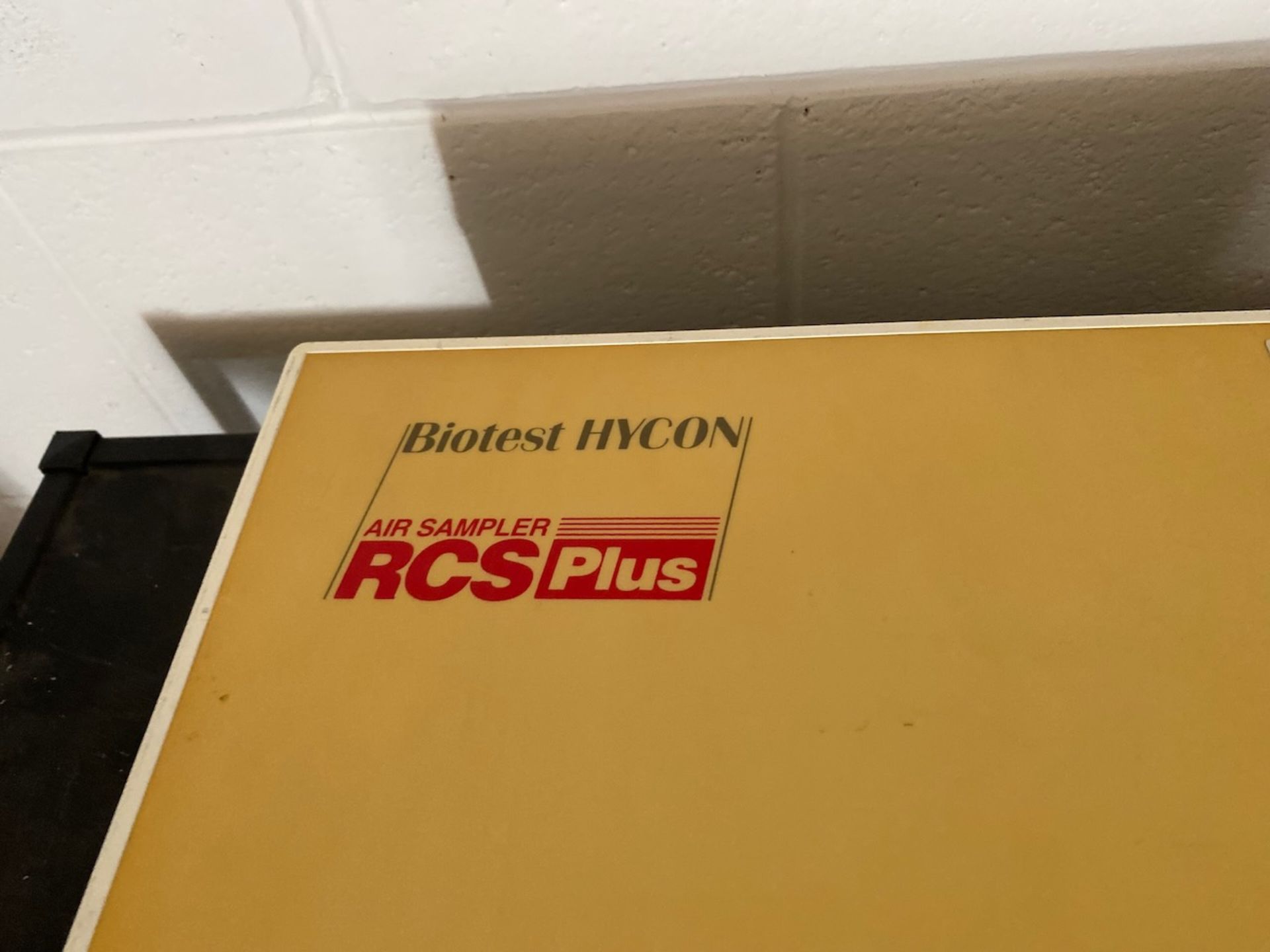 Biotest Hycon RCS Plus Air Sampler - Image 3 of 9