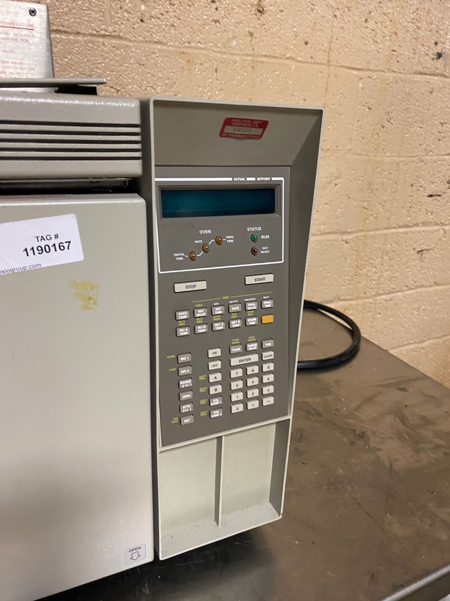 Hewlett Packard 5890 Series 2 Plus Gas chromatograph. {TAG:1190167} - Image 4 of 8