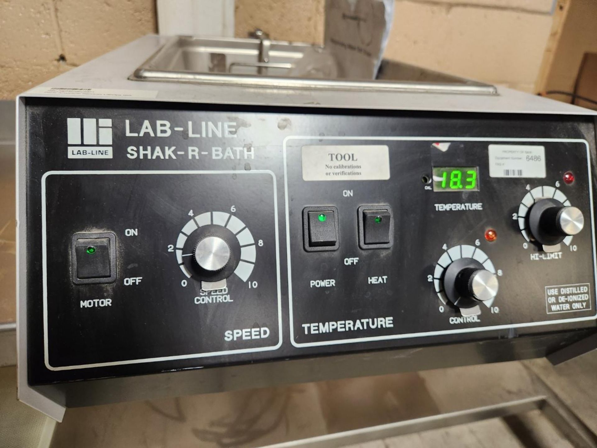 Lab-Line Shak-R-Bath, model 3592, 120 volts, 1400 watt, serial# 1470070975321. {TAG:1190004} - Image 5 of 7