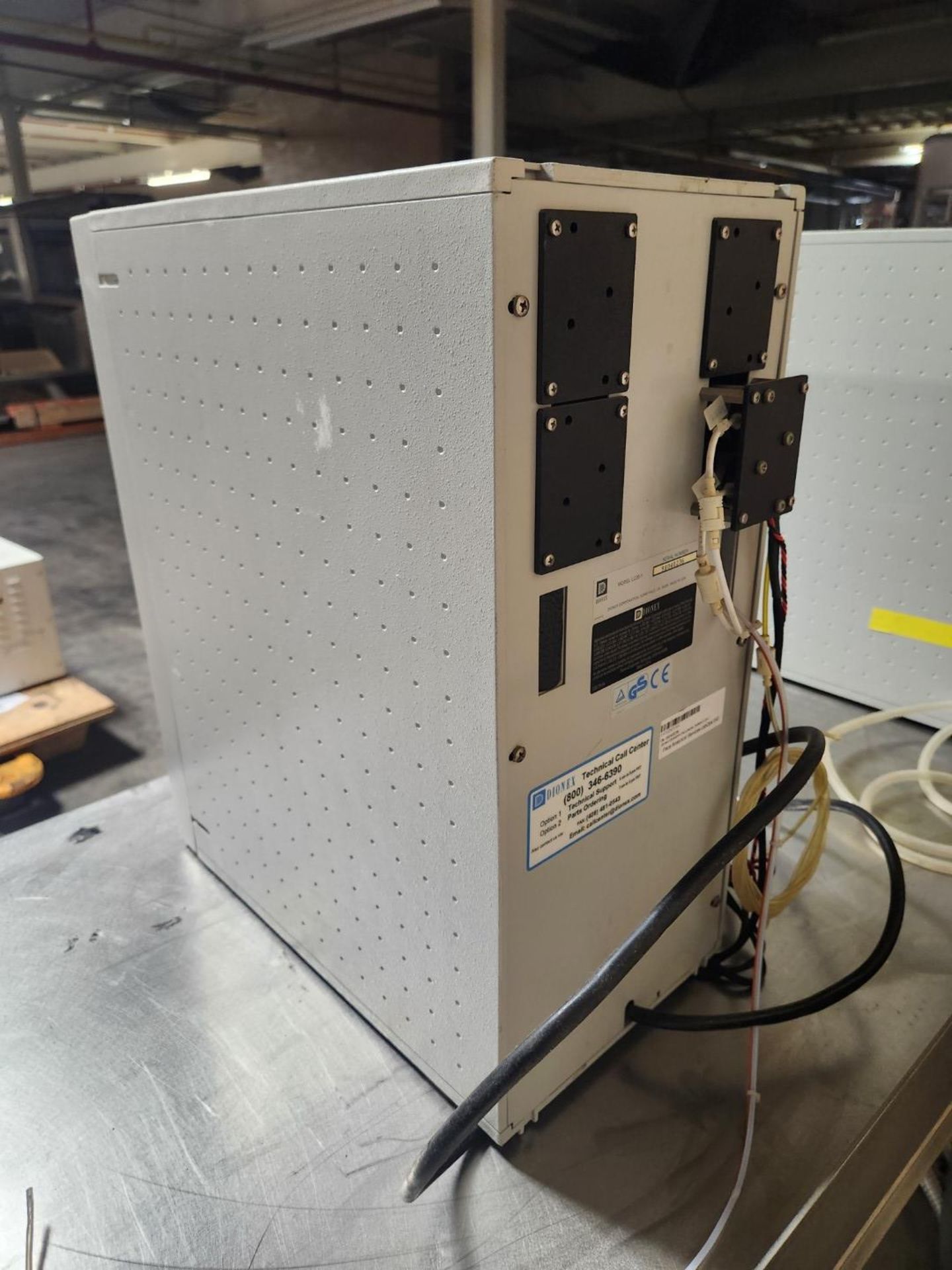 Dionex Chromatography enclosure, model LC20-1, serial# 98040236. {TAG:1190021} - Image 3 of 4