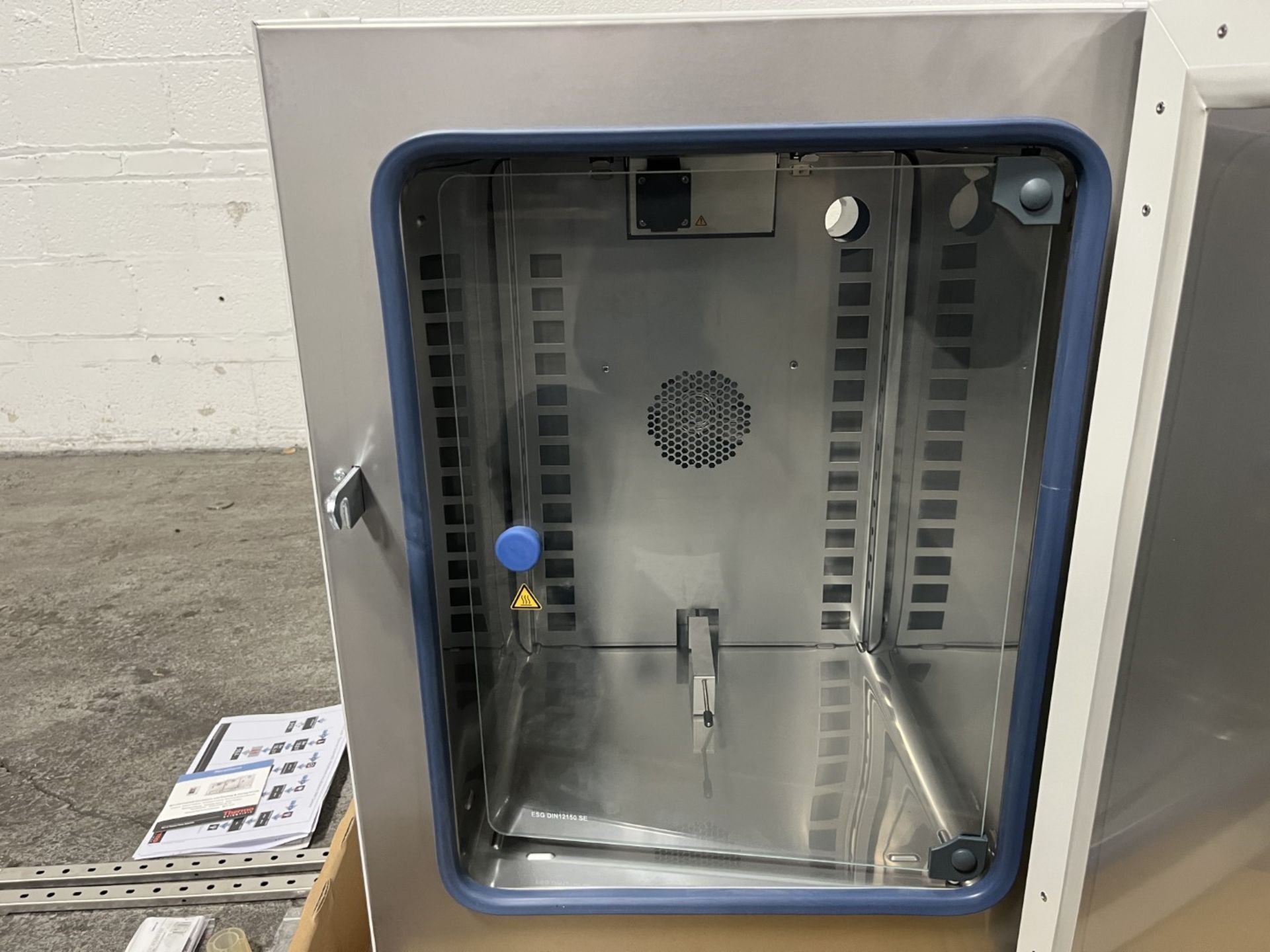 Unused ThermoFisher Heratherm incubator, model IMH60, type 51028066, 105 c max temp range, 2.3 cu ft - Image 5 of 10