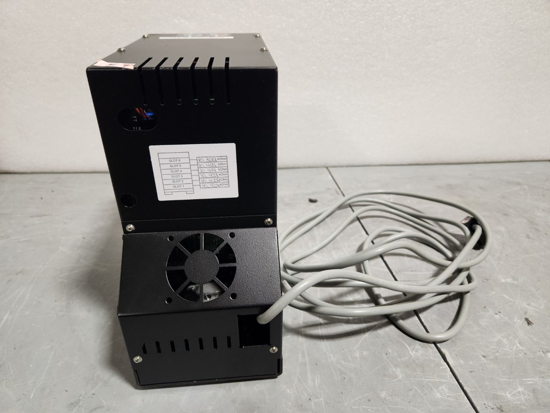 Tecan Microplate Incubator, model INCUBATOR SHAKING MIO2 37*C, (6) slots, calibrated for 37 - Image 4 of 4