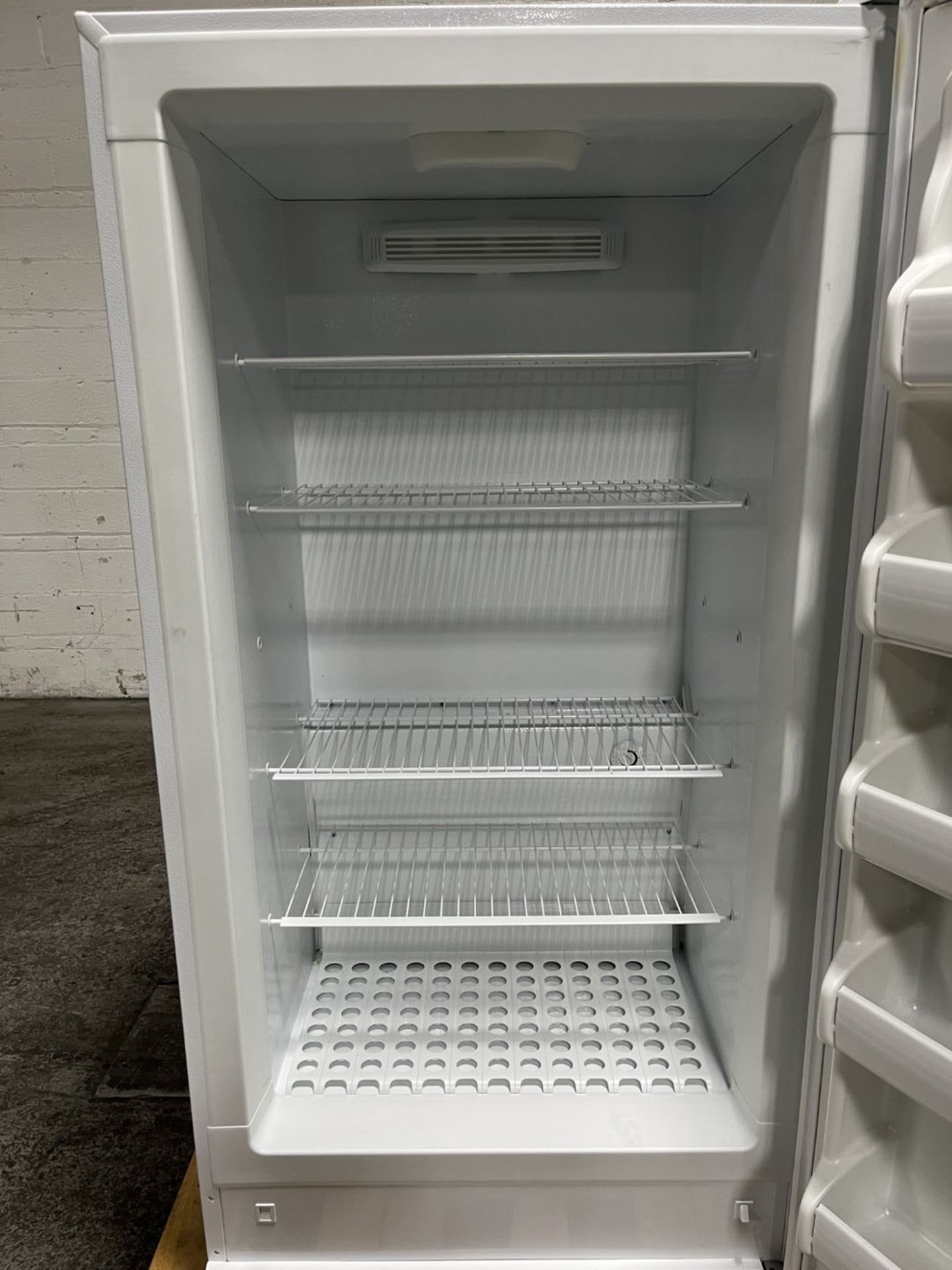 Fisher Scientific IsoTemp refrigerator, model 17LREEFSA, 115 volt, R-134a refrigerant, serial# - Image 3 of 5