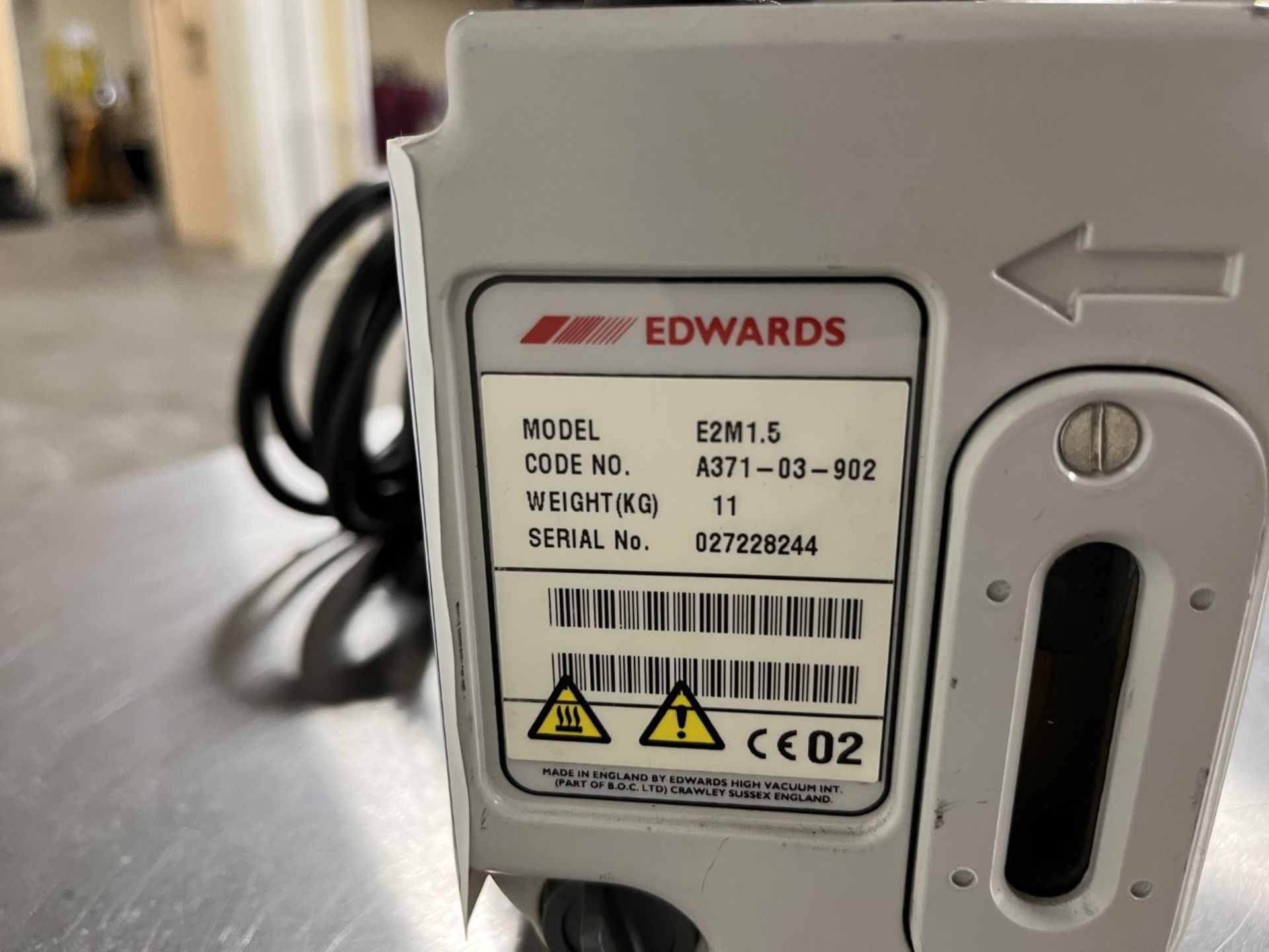 Edwards vacuum pump, model E2M1.5, rated 1.3 cfm, .0023 torr minimum pressure, 120 volts, serial# - Image 5 of 7