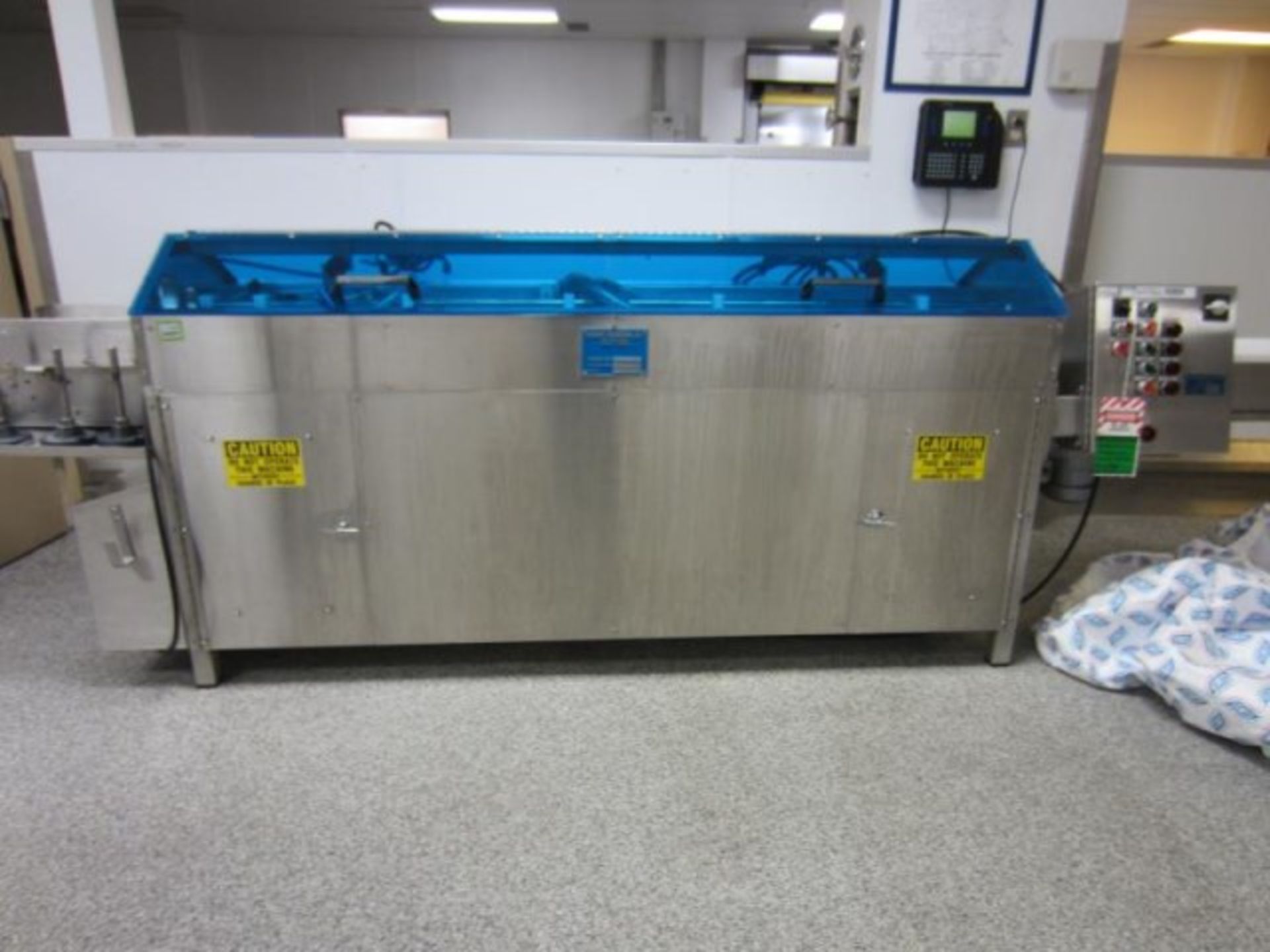 McBrady Engineering Exterior Single Pass Vial Washer/Dryer, model# 40, configured for use with - Image 2 of 21