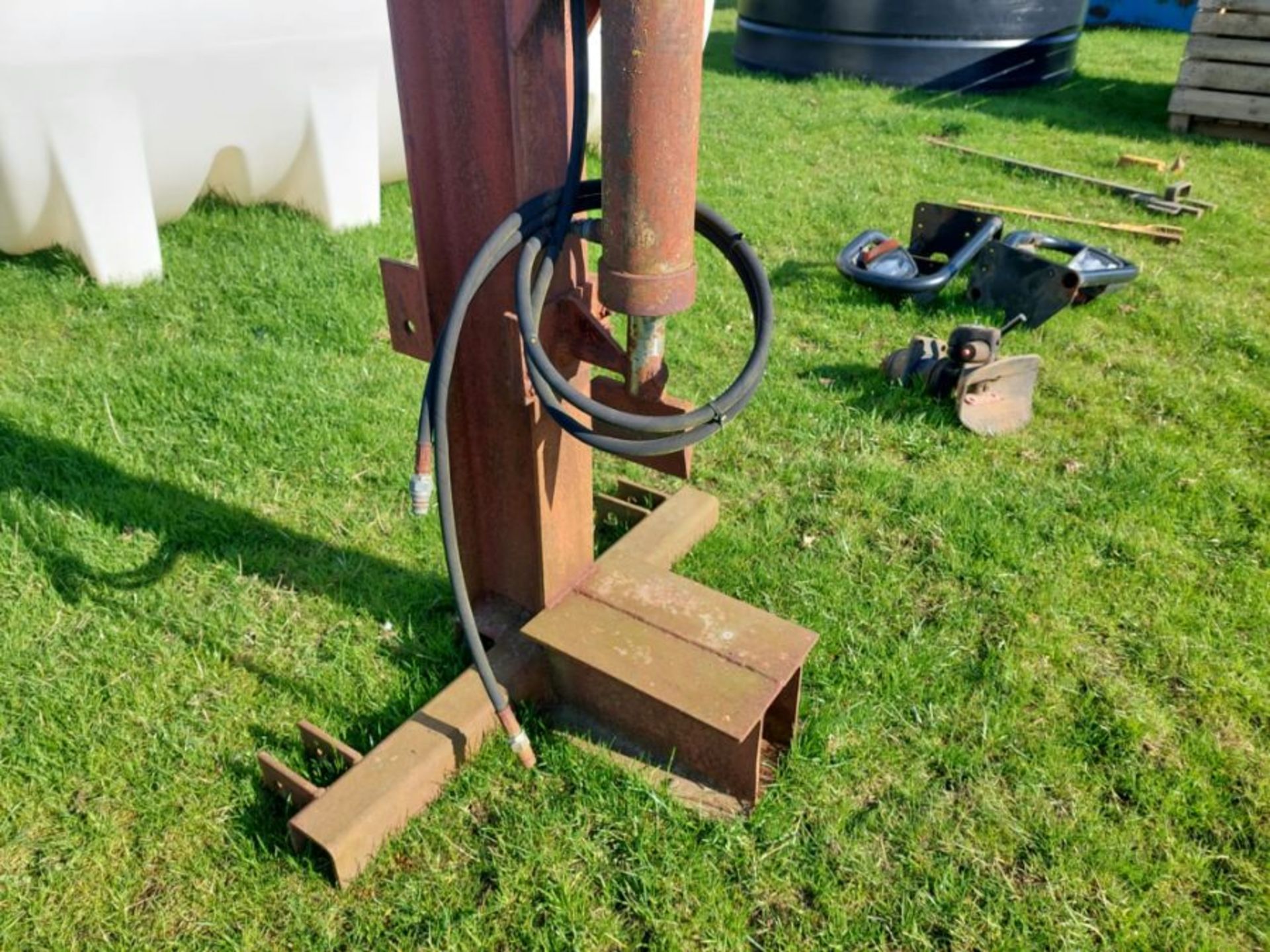 Hydraulic log splitter