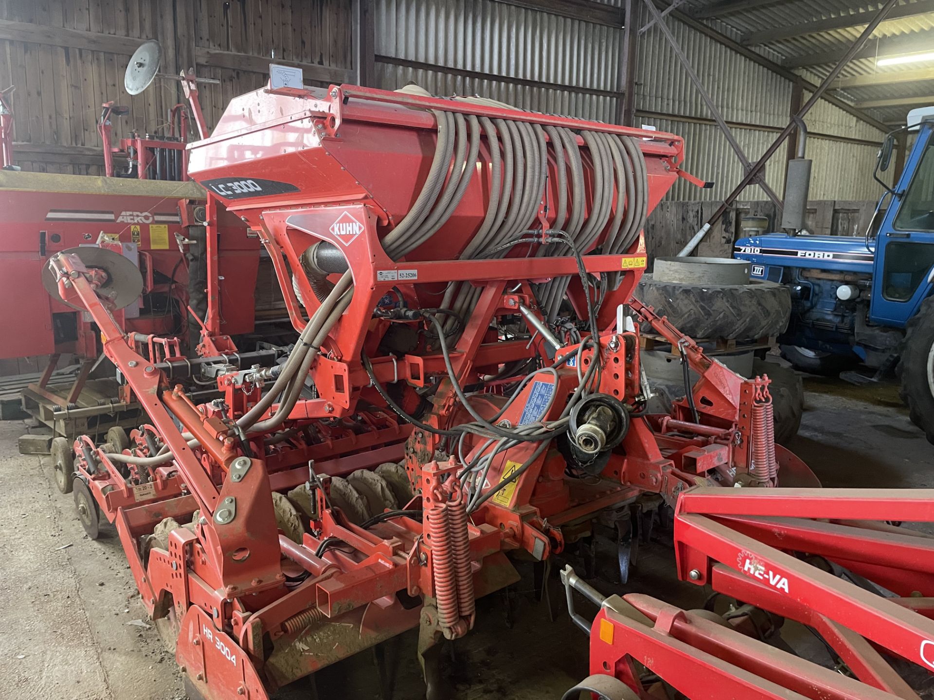 (15) Kuhn Combiliner Venta LC3000 3m power harrow combination drill, 2 rows of disc coulter, - Image 2 of 4