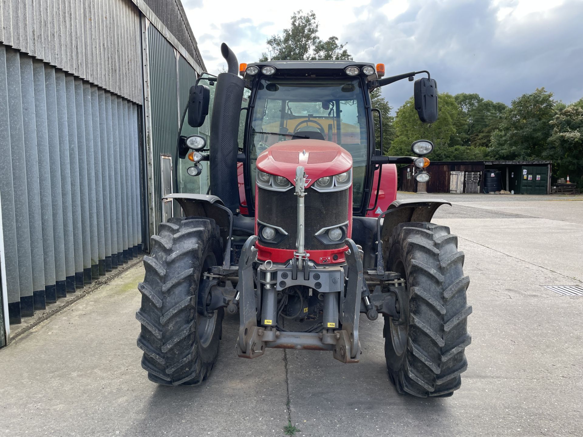 (91) Massey Ferguson 7715S Dyna-6 • 50kph 4WD tractor • Efficient spec with 50k gear box • D Tractor - Image 5 of 14