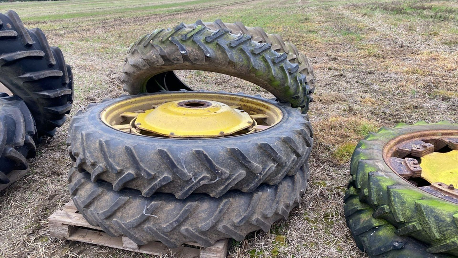 Pair of Standen 11.2R48 row crop wheels & 2 spare tyres - Image 2 of 2