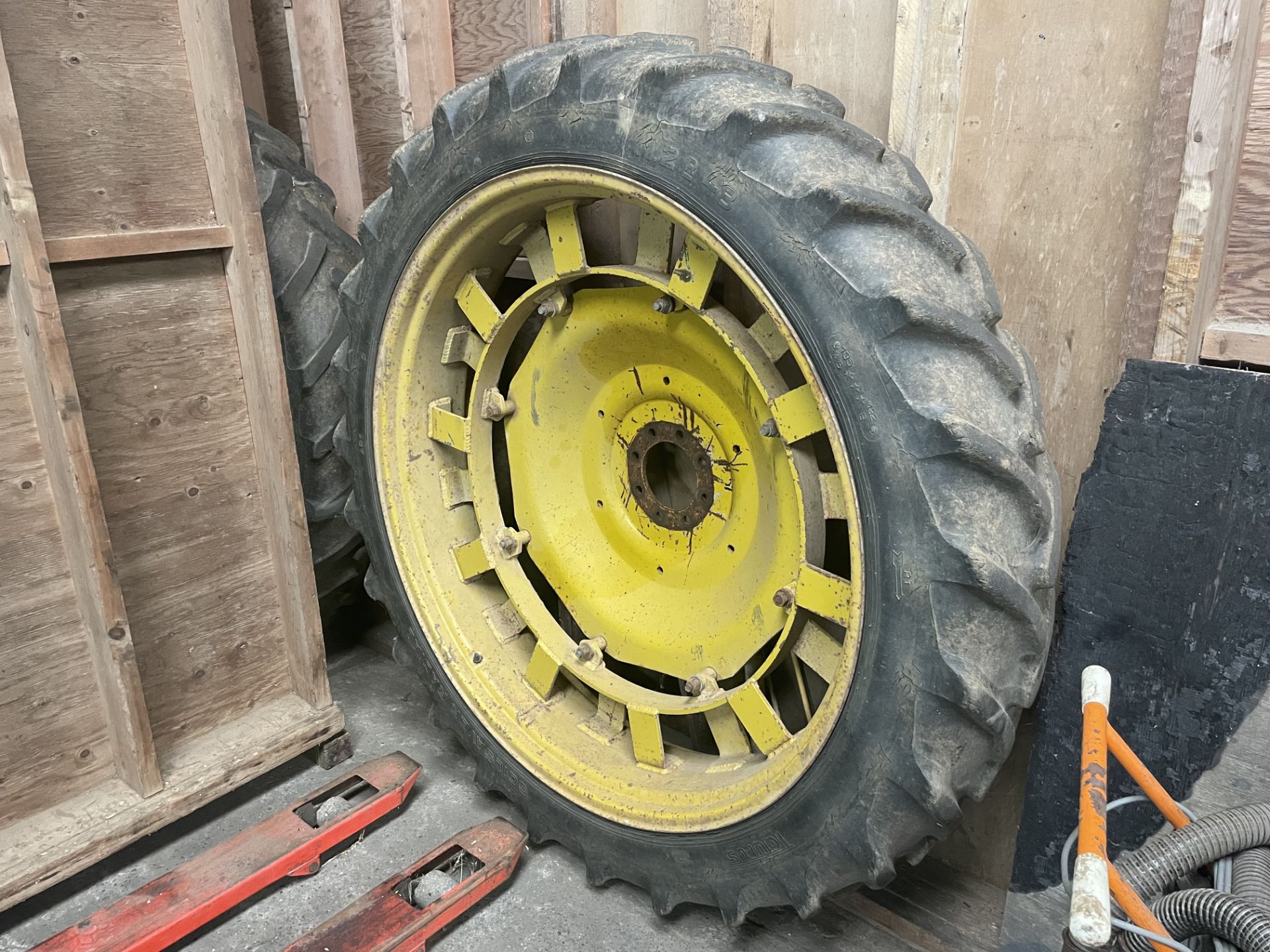 Pair of Standen 11.2R48 row crop wheels & 2 spare tyres