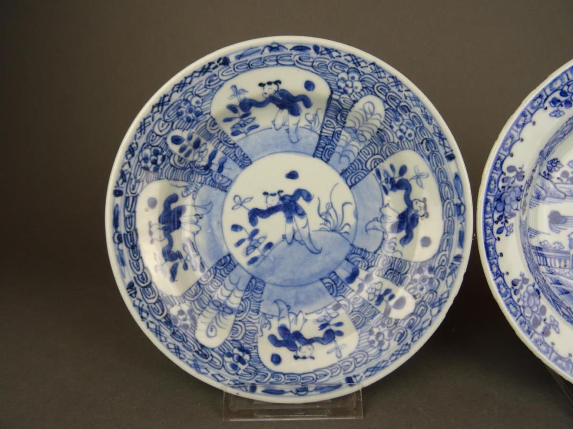 Two porcelain B/W Plates - Image 4 of 8