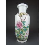 Chinese porcelain Famille rose vase with flowers - Guangxu mark