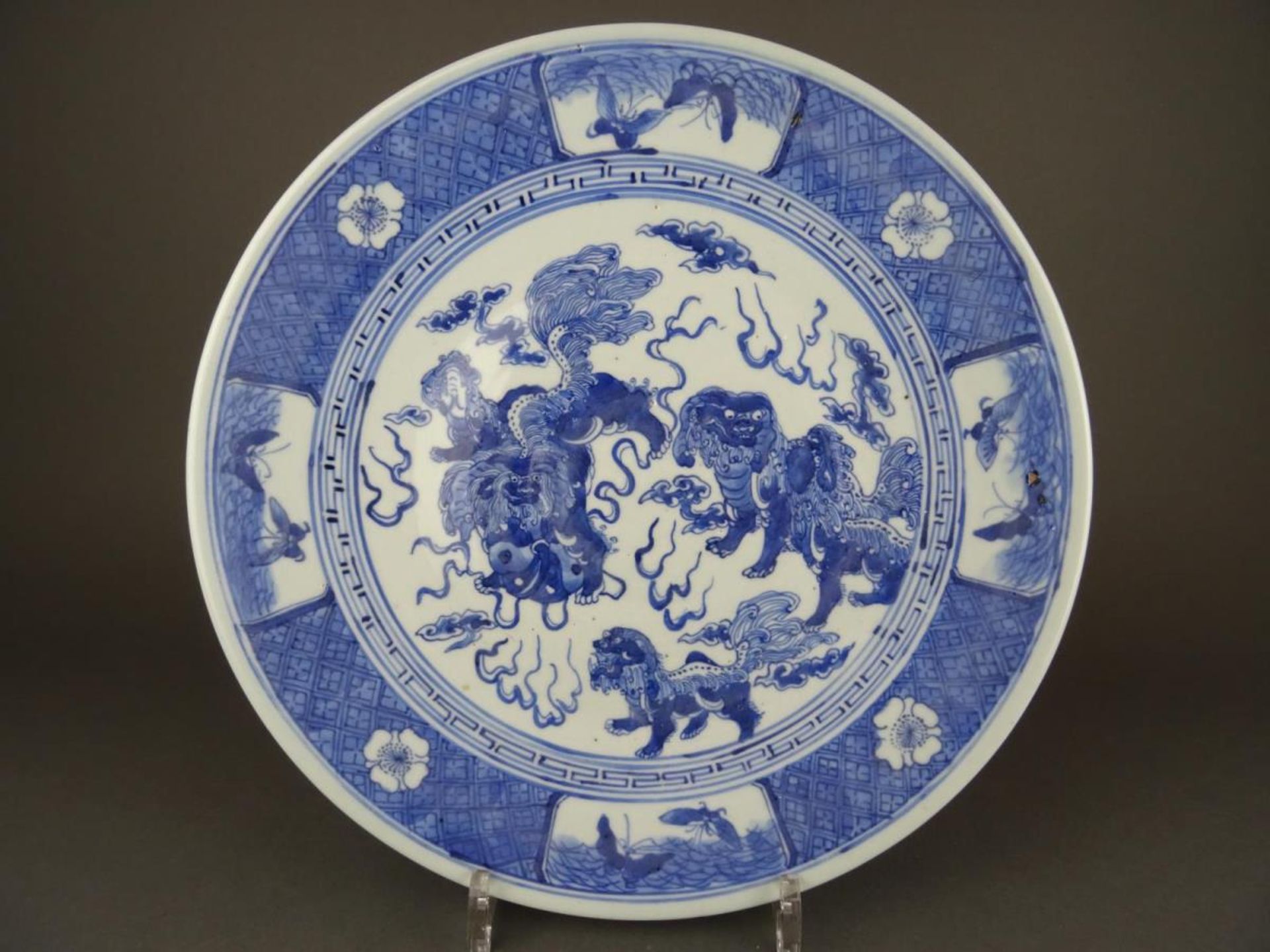 Chinese porcelain B/W charger with Fu dog