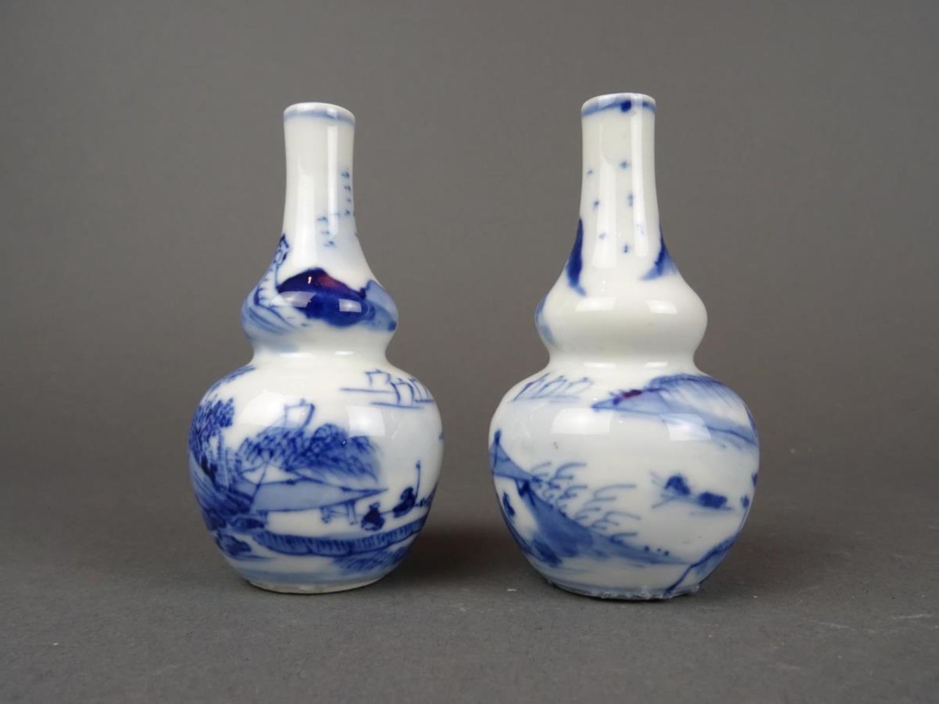 Two Chinese porcelain B/W vases - landscape - Image 3 of 6