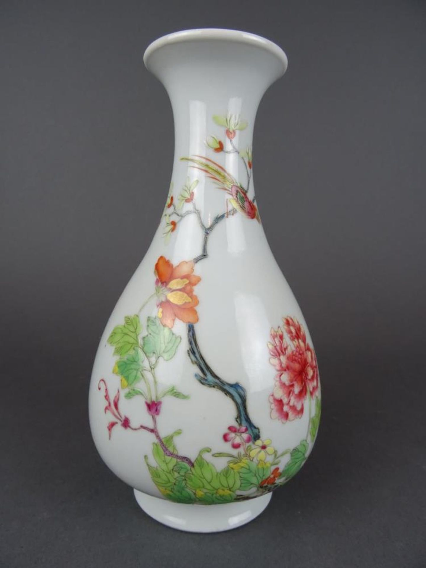 Chinese porcelain Famille rose vase - flowers - Image 2 of 7