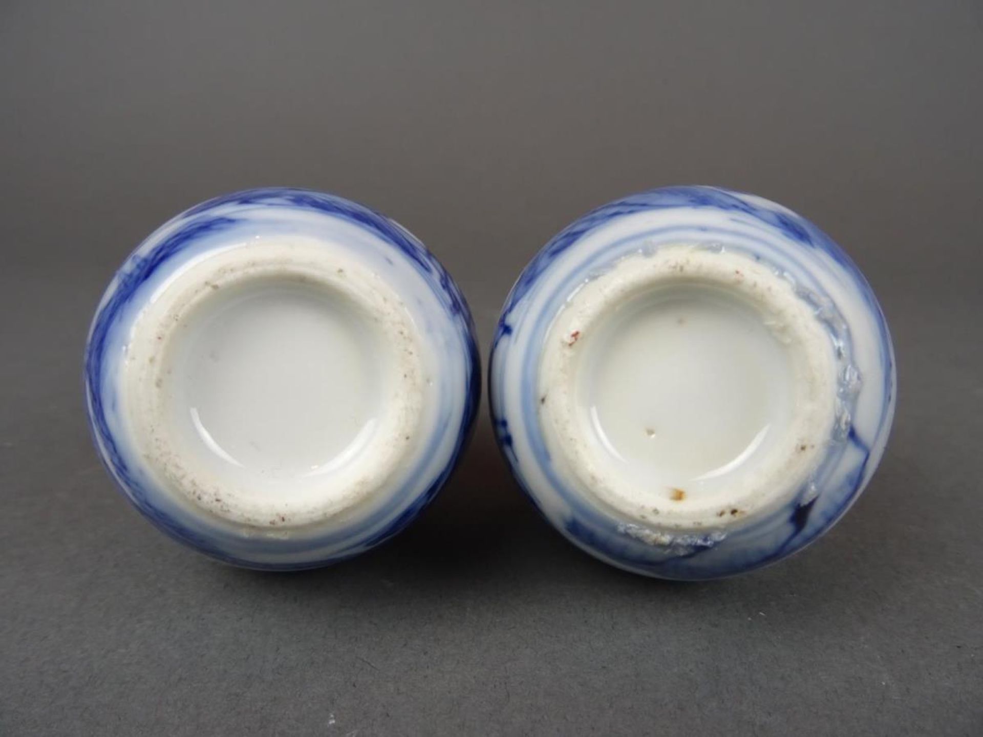 Two Chinese porcelain B/W vases - landscape - Bild 5 aus 6