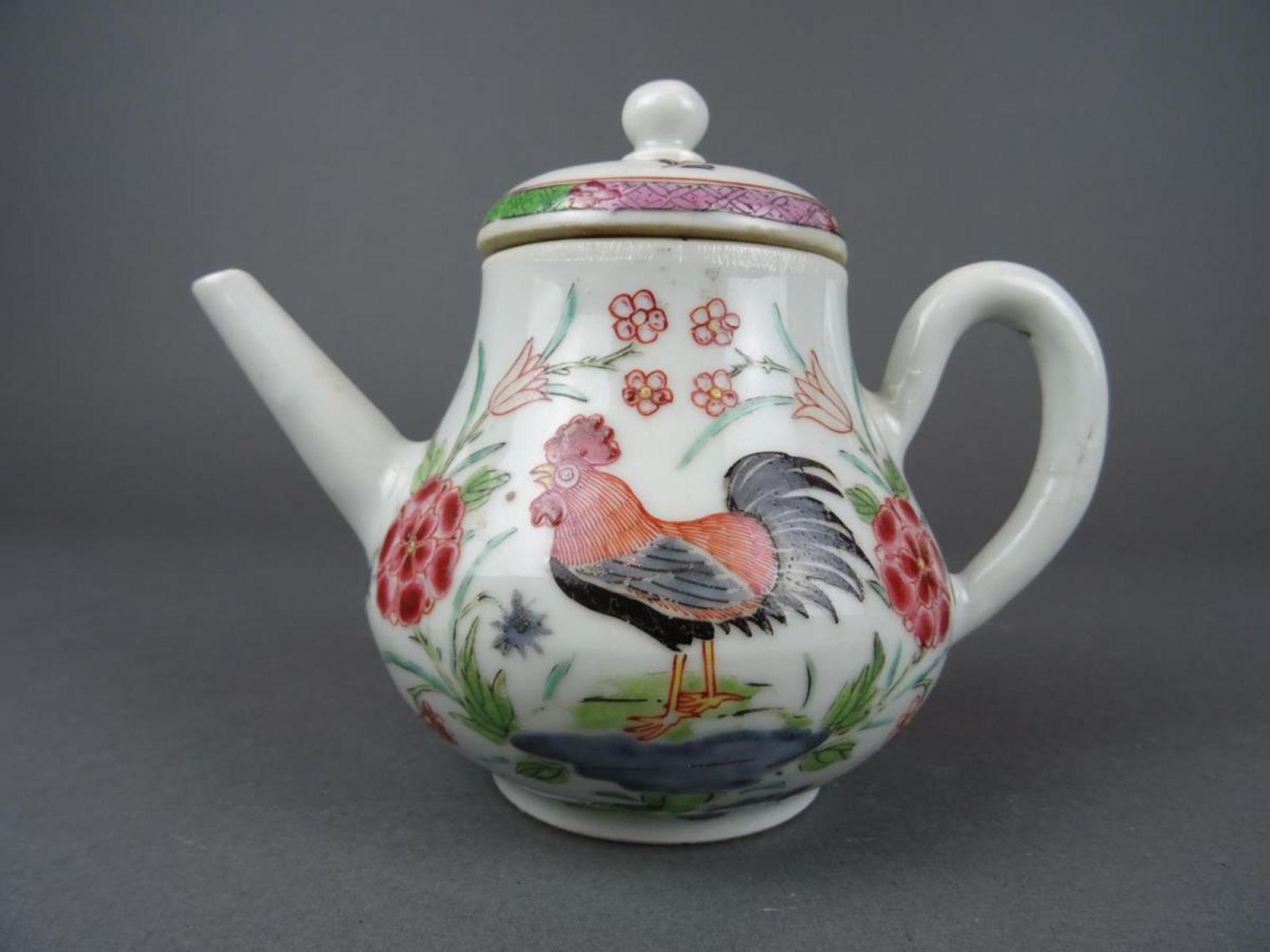 Porcelain famille rose teapot - Image 2 of 3