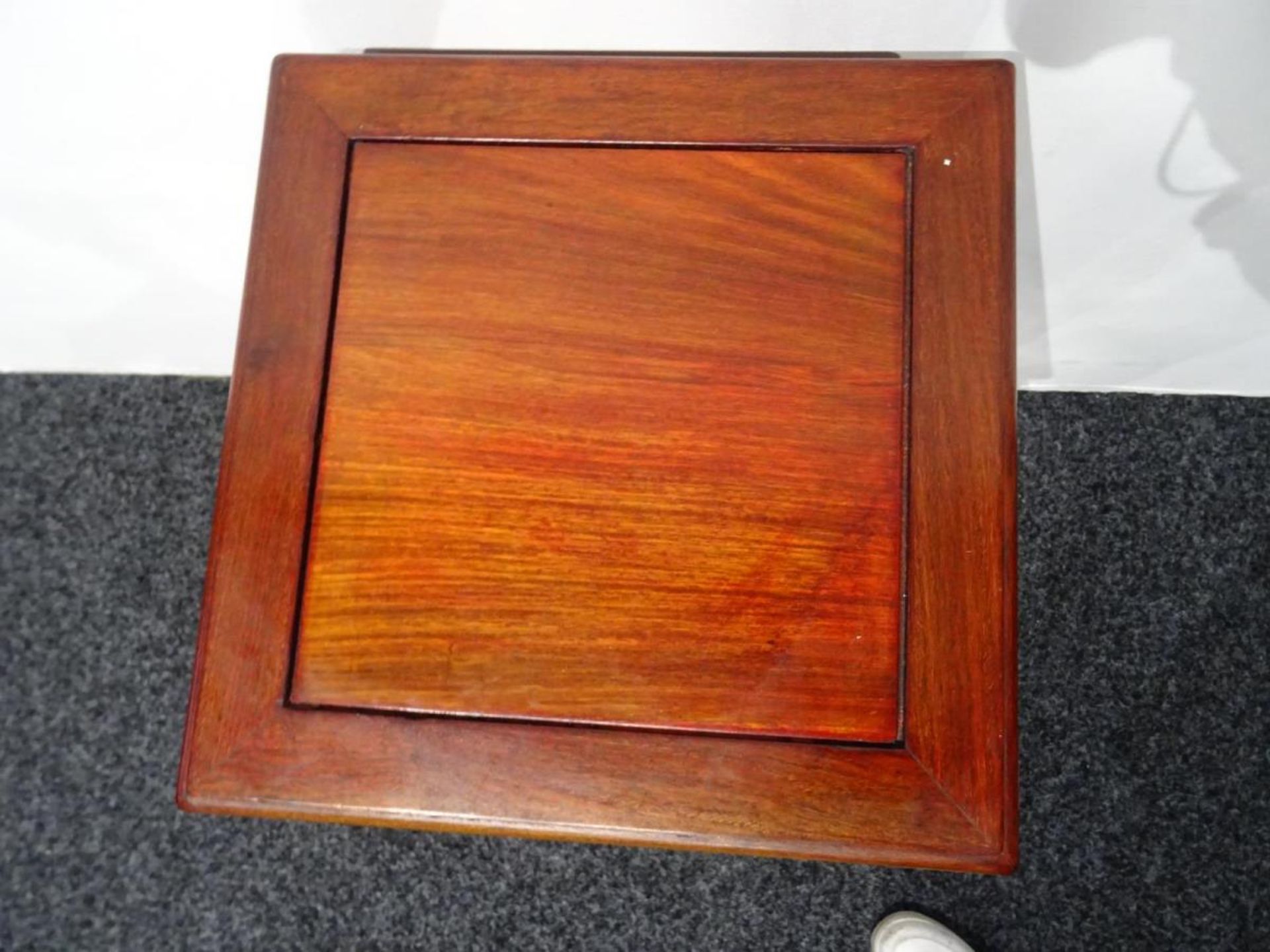 Mahogany wooden stand - Bild 5 aus 5