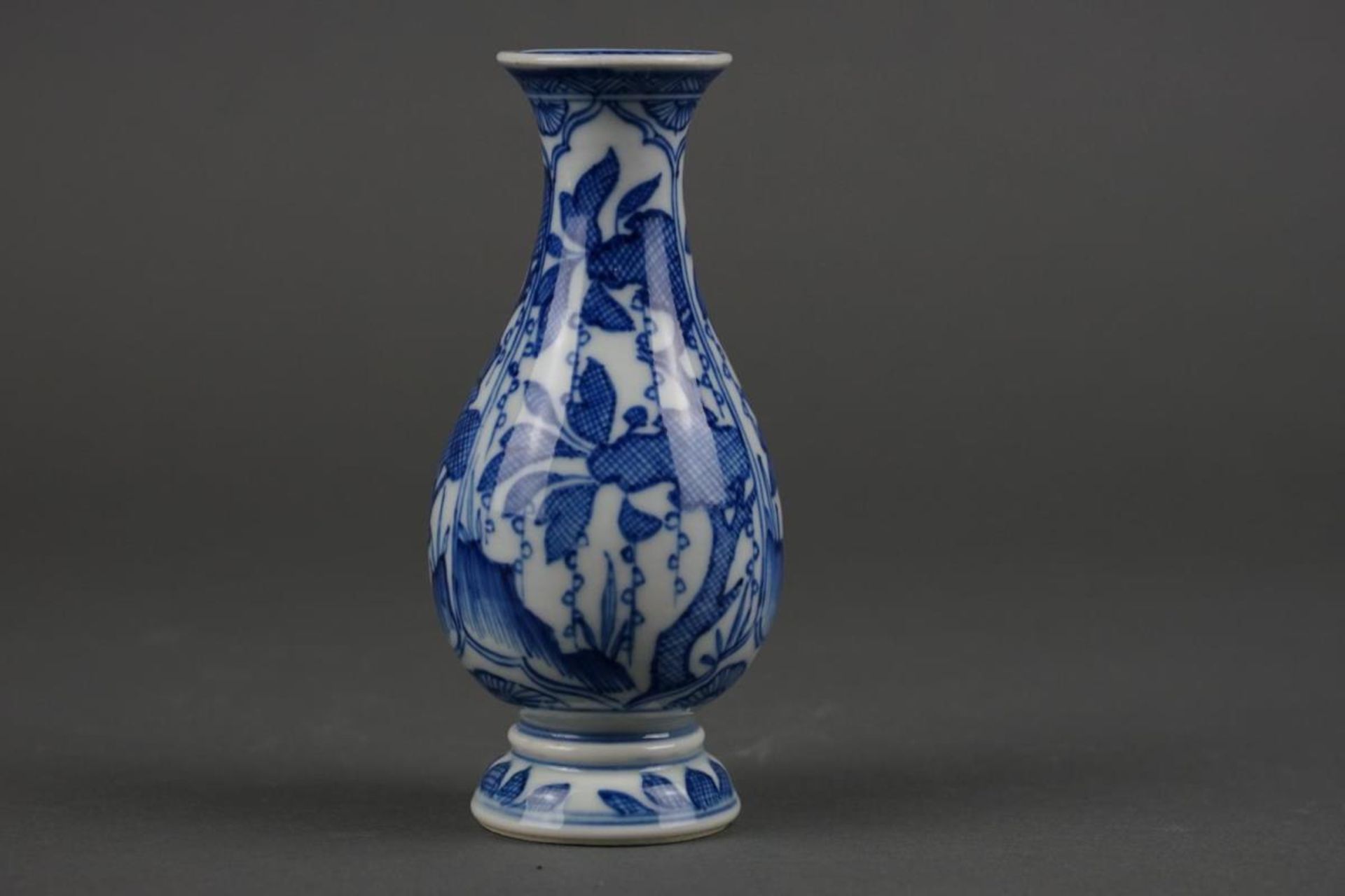 Chinese porcelain B/W vase