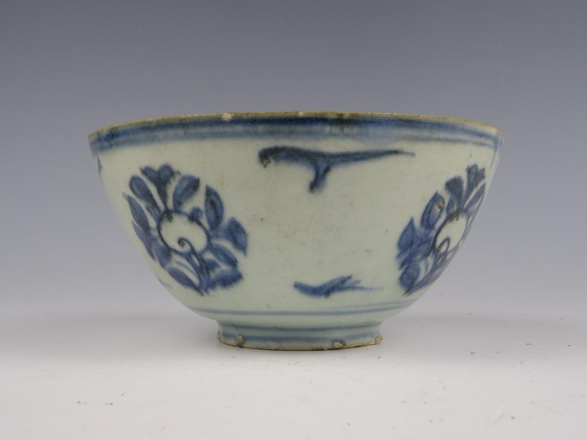 Porcelain B/W bowl - Image 3 of 10