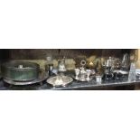 SHELF OF MISC METALWARE INCL; TEA POTS, WATER POTS, EGG CUPS,