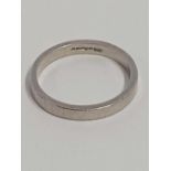 A PLAIN PLATINUM WEDDING BAND, 3g,