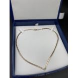 9ct TRI COLOURED GOLD NECKLACE, 8.