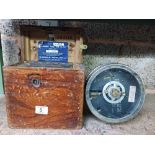 VINTAGE WOOD CASED PIGEON RACE CLOCK,