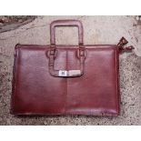 LEATHER BRIEFCASE