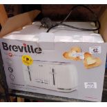 BREVILLE 4 SLICE TOASTER