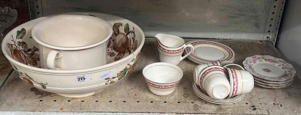 SHELF WITH CHAMBER POT, LARGE BOWL WITH REGISTRATION MARK,