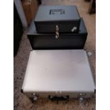 METAL CASH BOX,