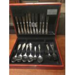 BOXED VINERS PART CUTLERY SET