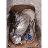 CARTON OF MISC STAINLESS STEEL KITCHEN ITEMS, TRAYS, BOWLS,