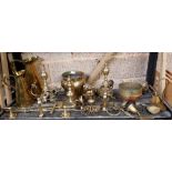 SHELF OF MISC BRASS WARE INCL; BRASS JUGS, CANDLE SCONCES,