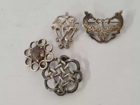 4 HALLMARKED SILVER CELTIC STYLE BROOCHES