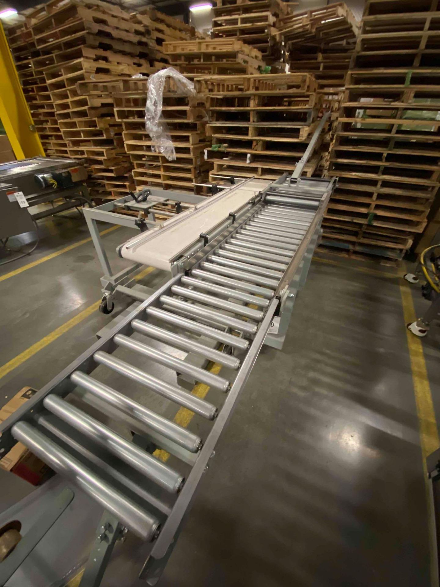 D&R Packaging Conveyor System