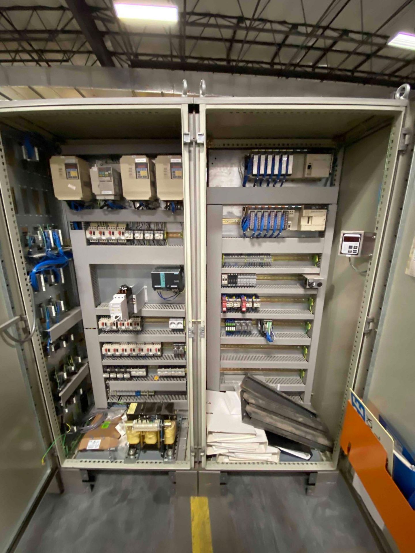 PAAL Control Cabinet with Components - Image 2 of 4