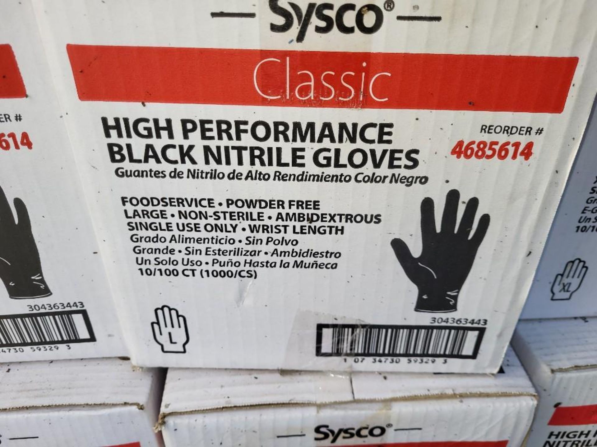 COVID PPE - SYSCO HIGH PERFORMANCE BLACK AND WHITE NITRILE GLOVES- APPROX 29,000 - Image 6 of 7