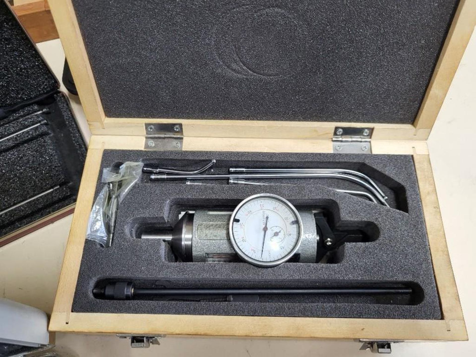 INSPECTION - ASSORTED MEASURING DEVICES; MITUTOYO MICROMETER ETC - Image 3 of 9