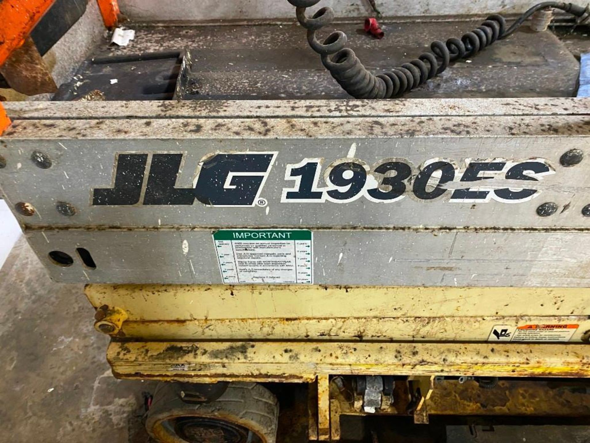 JLG 1930ES PRO FIT SERIES ELECTRIC MANLIFT- NON FUNCTIONAL - Image 4 of 8
