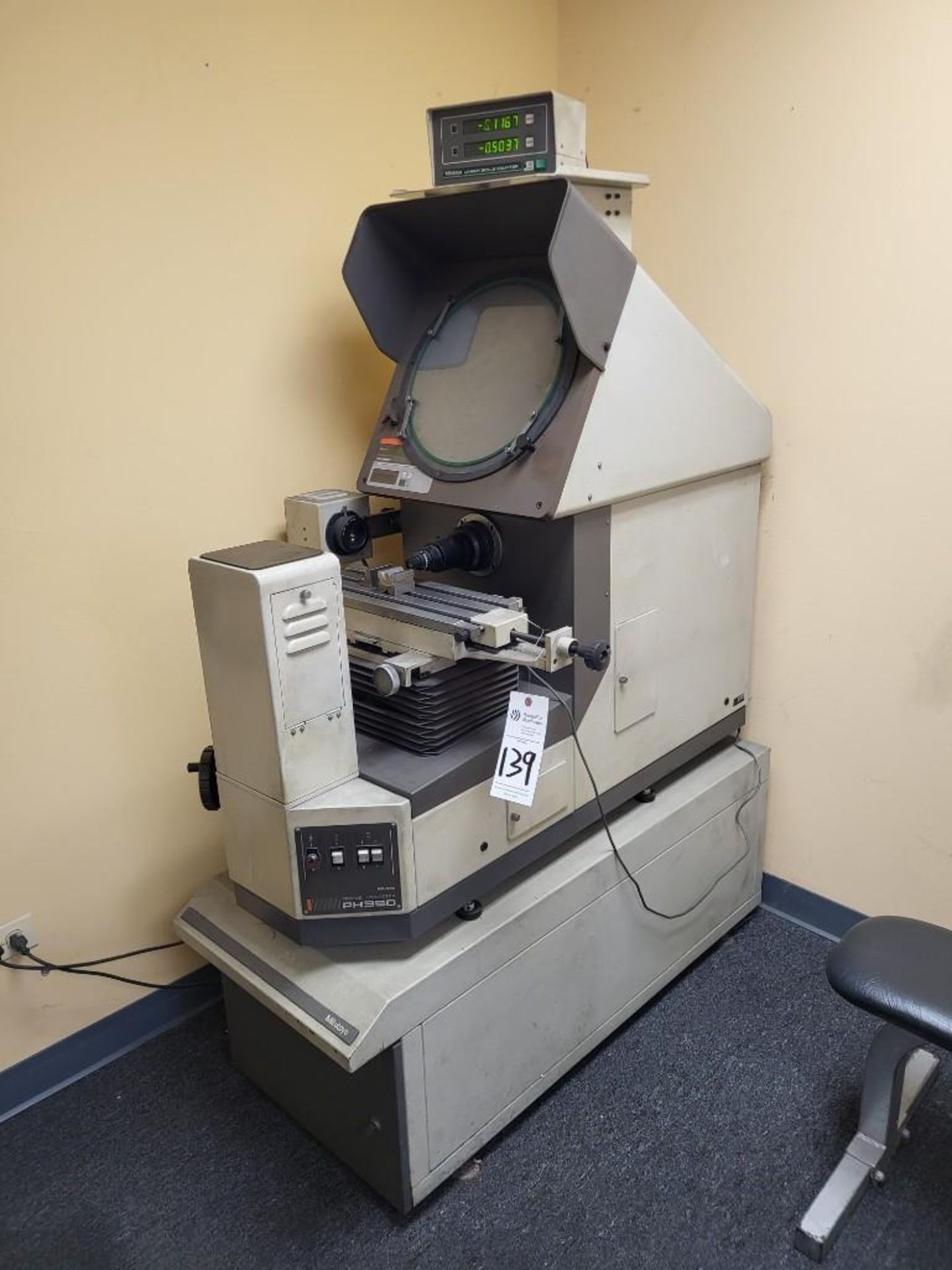 MITUTOYO PH-350 OPTICAL COMPARATOR / PROFILE PROJECTOR; FLOOR MODEL - Image 2 of 9