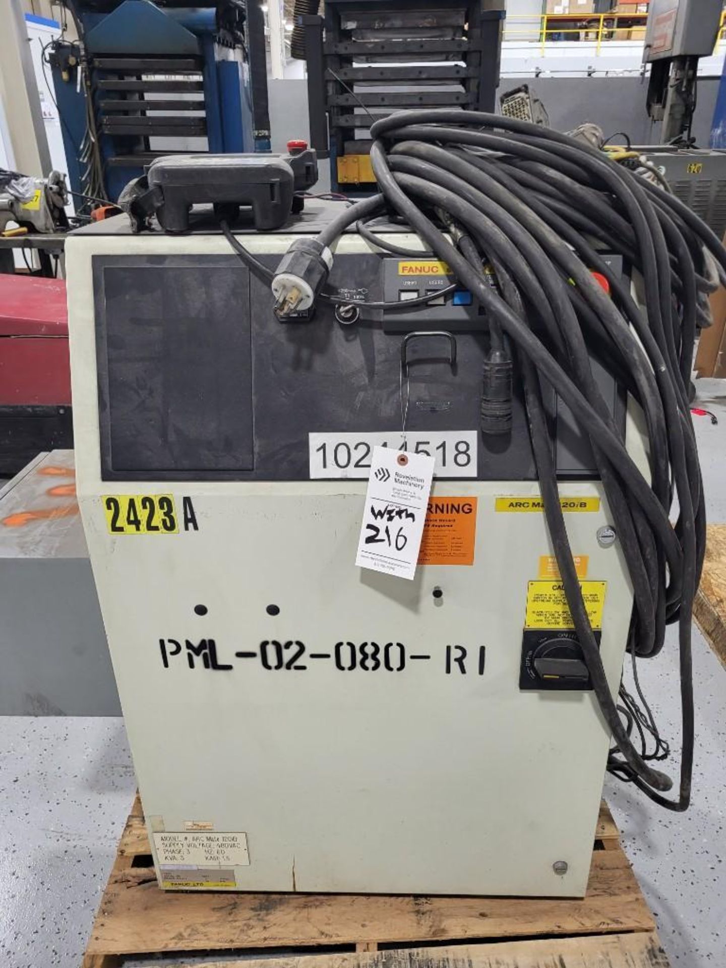 FANUC / LINCOLN ELECTRIC ROBOTIC WELDING CELL - Image 16 of 32