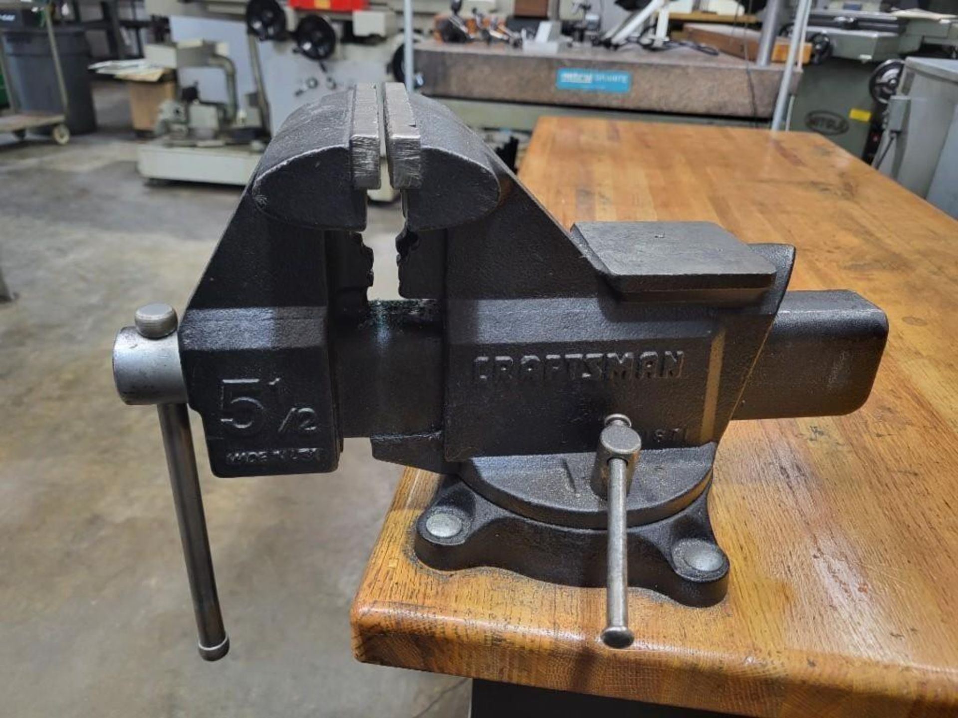 KENNEDY WORKBENCH WITH CONTENTS (EDM TOOLING) CRAFTSMAN VISE - Image 8 of 11