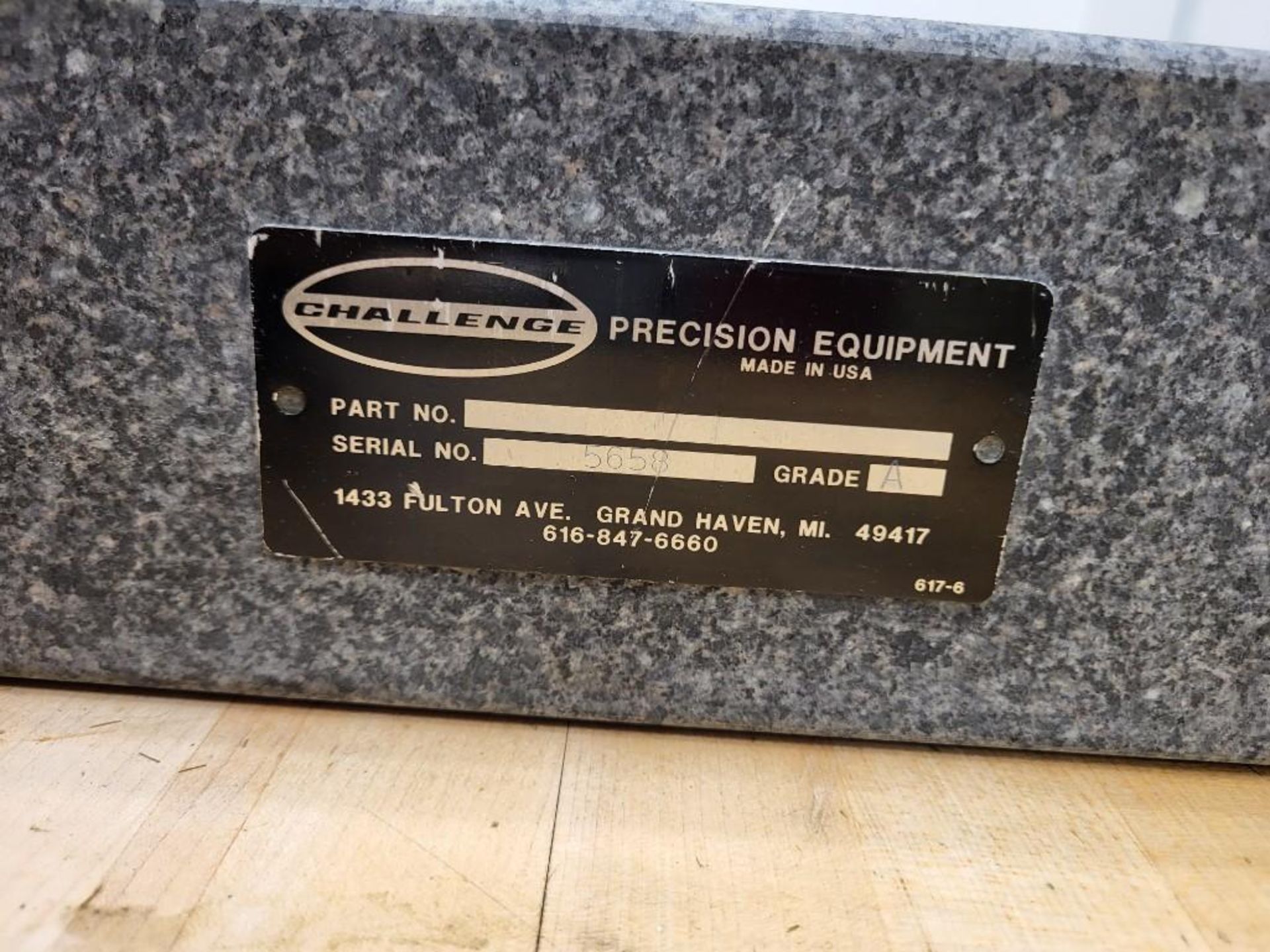 CHALLENGE GRANITE INSPECTION PLATE 24" X 18" X 4" - Image 5 of 5